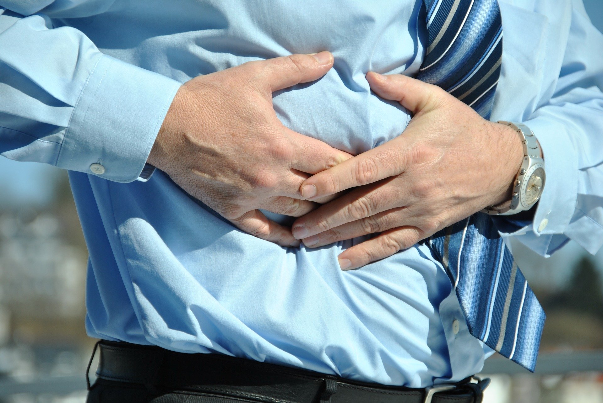 can bad posture cause abdominal pain